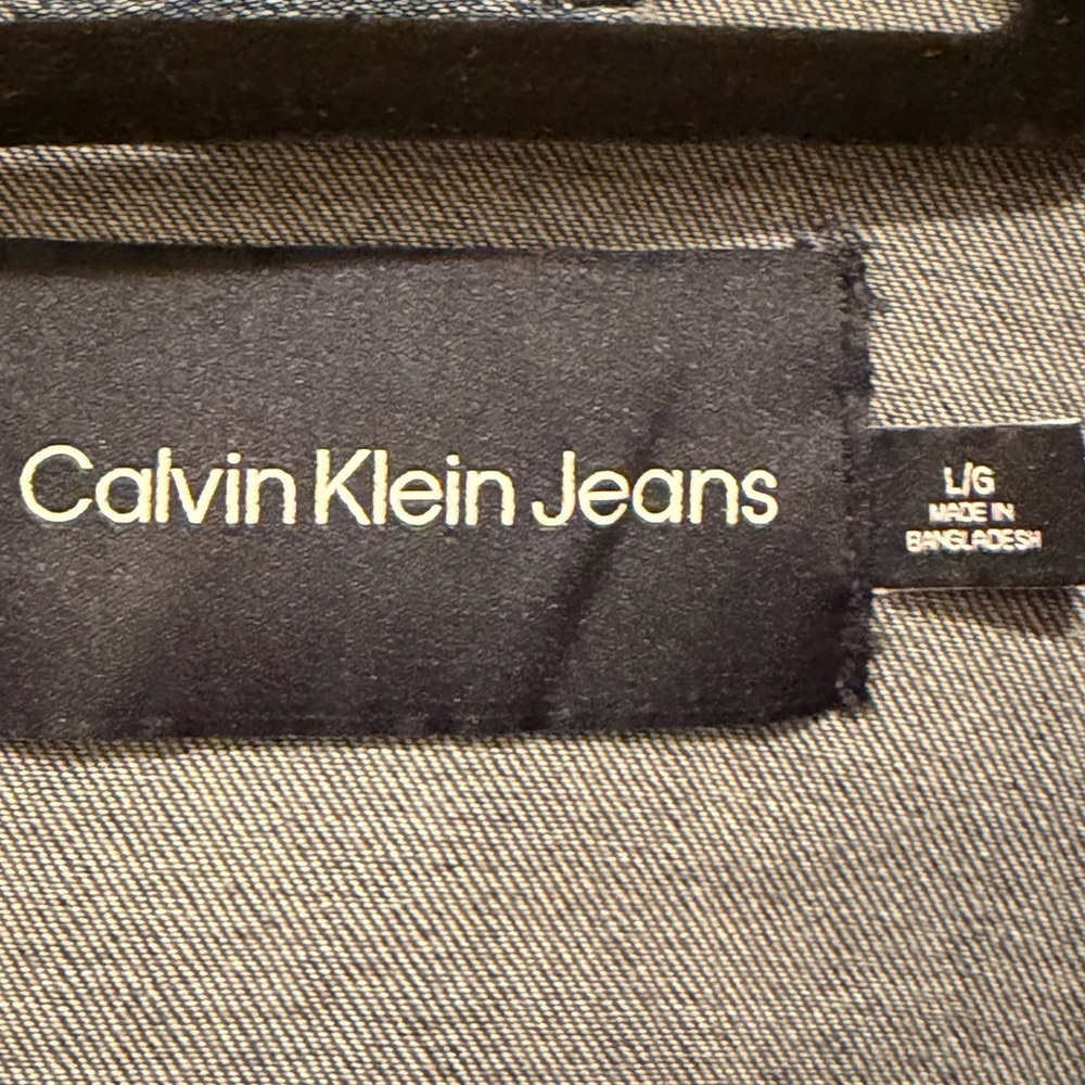 Calvin Klein Jeans Denim Jacket in Blue - NWOT - Picture 8 of 15
